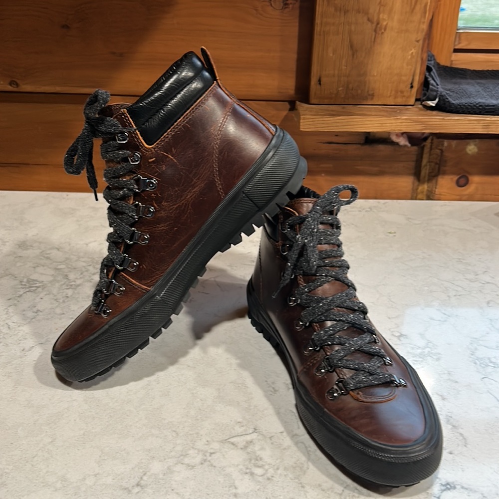 Frye Shoes | Ryan Lug Hiker | Leather | 8